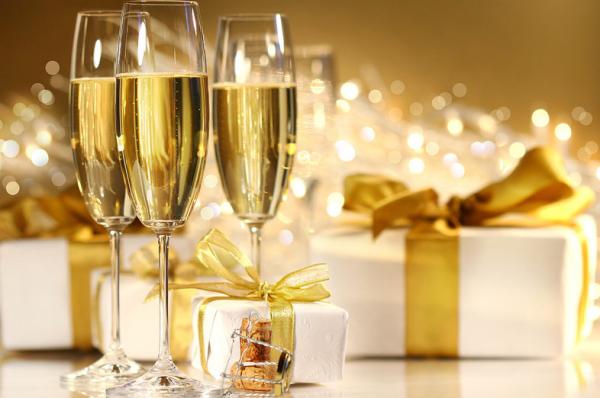Personalized Crystal Wine Glass Lead Free Crystal Champagne Glasses 210ML