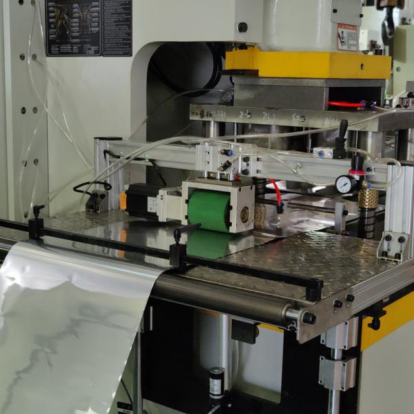 High Speed Precision Pneumatic Punching Machine For Multiple Workpieces One-Step Molding