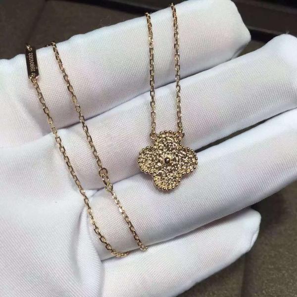 Best AAA Quality Vintage Alhambra 18K Yellow Gold Necklace and Earrings