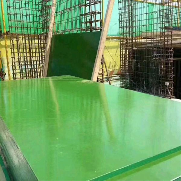 Reusable Plastic Faced Plywood High Density Green Plywood Board 1220x2440mm