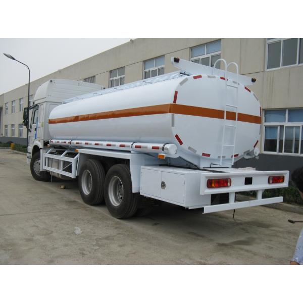 6000Liter fuel tanker truck for sale sinotruk howo 4x2 Dispenser Fuel Truck