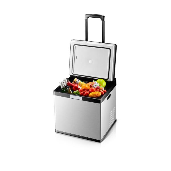 High Performance Mini Car Refrigerator With Excellent Polyurethane Insulation Layer