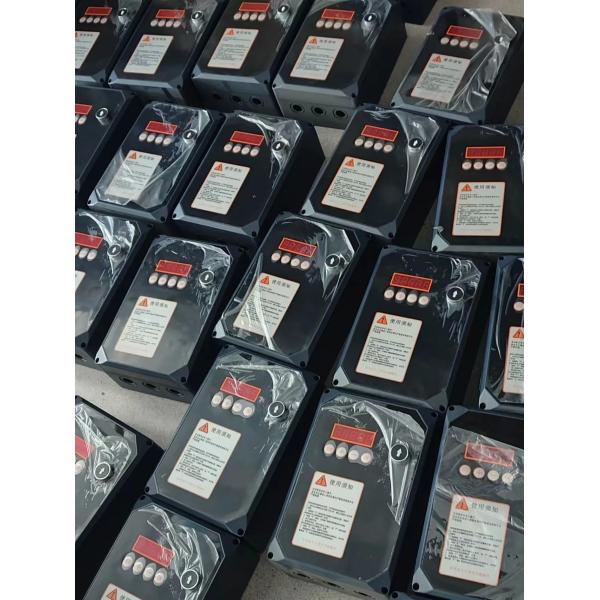 Insulated Industrial Sectional Doors with 40mm Thickness and AC 220V-240V Motor for Secure and Wind-Resistant Applications