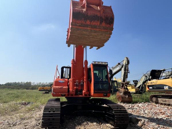 DH420LC-7 Excavadora Usada Doosan Excavadora de 42 toneladas Crawler com balde de 1,8m3
