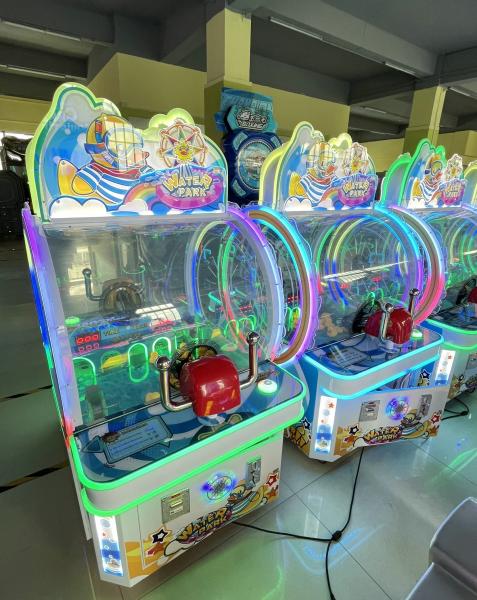 2 joueurs, jeux de tir à l' eau, billets de rachat, machines à jeux pour enfants.