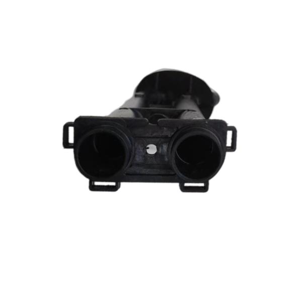 Radiator Warm Air Pipe Connector OE 6448K5 Car Parts for Peugeot 307 Citroen