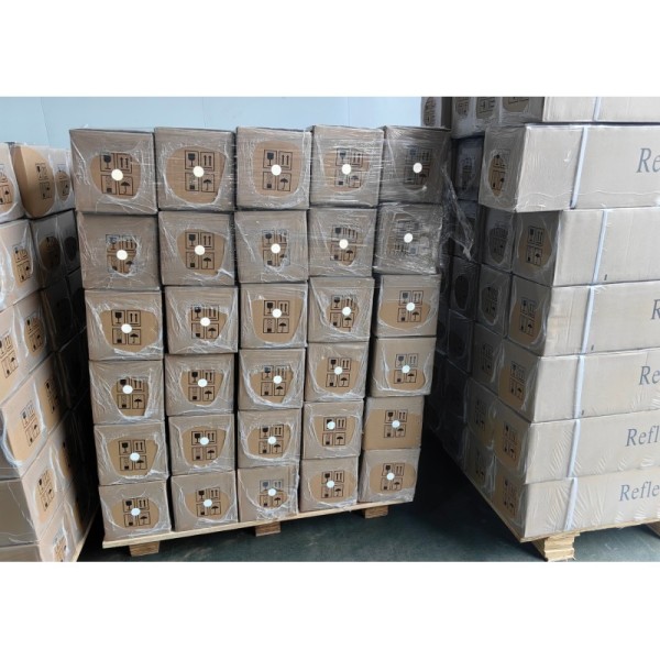 High Intensity Grade Reflective Sheeting: ASTM D4956 Type III for Road Safety and Vehicle Markings