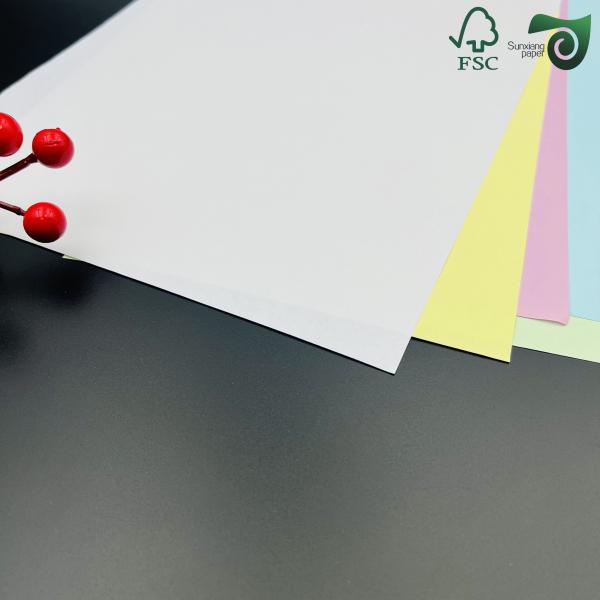 20lb 8.5'' 11 Carbonless NCR Copy Paper Sheet FSC For Office Invoices