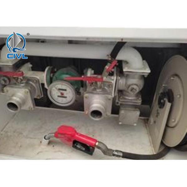 4m3 4x2 Light Fuel Truck 116hp Engine 4tons Oil Tanker Truck