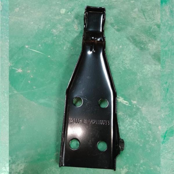 Правая дверная петля для Sinotruk HOWO Кабина грузовика Az1642110033 Части системы рулевого механизма