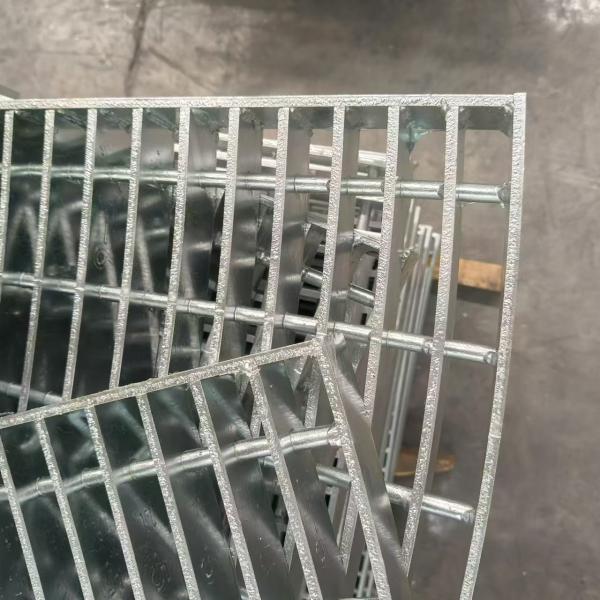 Aluminum Alloy Anti Slip Grating For Aerospace And Construction