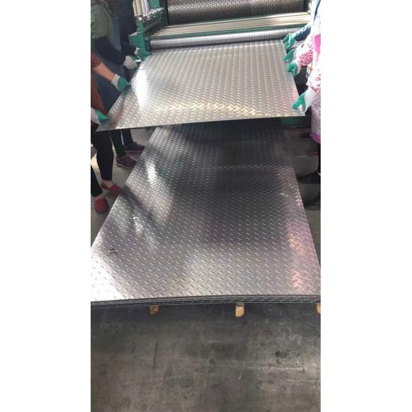 Checkered Sheet Diamond Patterned Stainless Steel Non-Slip Plate