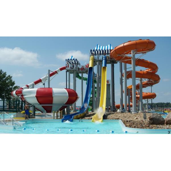 Glissière de piscine de jardin d'hôtel de couleur macaron Glissière de piscine en fibre de verre