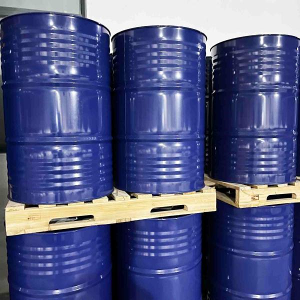 Isododecano inodoro líquido de grado cosmético ligero emoliente a prueba de agua y sudor