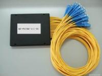 PLC 1×32の繊維光学のディバイダーのABS物質的なSCのコネクター3.0mmの直径G657A1繊維の黄色ケーブル