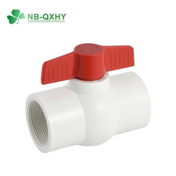 Modo de condução manual Média de água Compacta válvula de esferas de plástico PVC válvula com competitivo