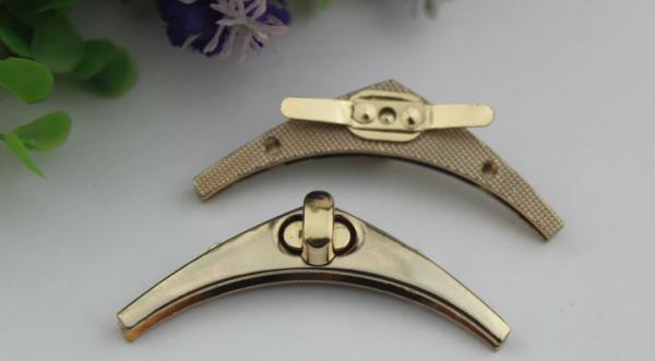 Bag accessories Light Gold Zinc Alloy OX Horn Metal Turn Lock