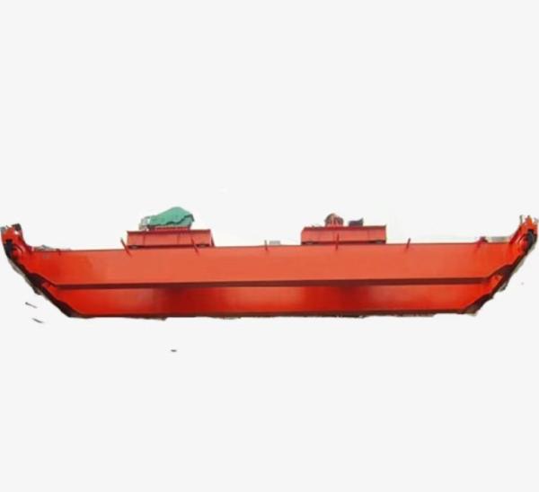 M5 QE Type Double Girder Hook Overhead Crane 31.5m Travelling 380V Cab Control