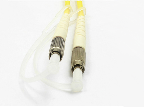PE OFNR PVC LSZH одиночного режима DIN/UPC прыгуна гибкого провода оптического волокна кабеля G657A2