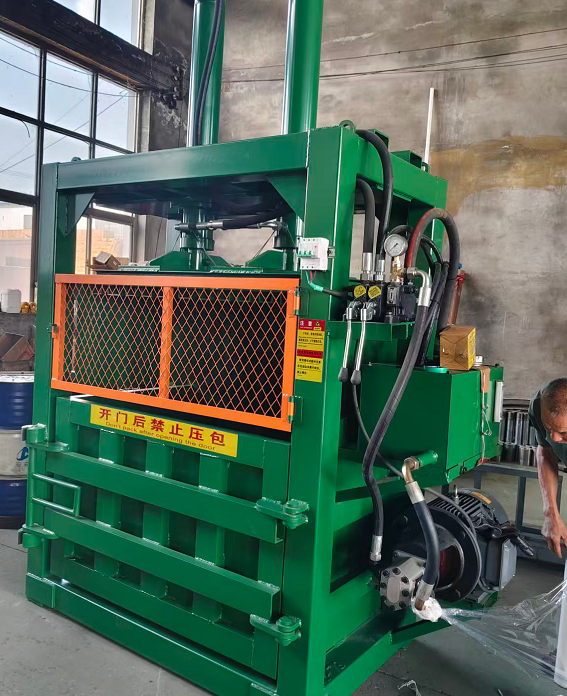 Horizontal Baling Press Machine Hydraulic Newspaper Waste Paper Baler Machine 200T Pressure And 90 Kw Motor
