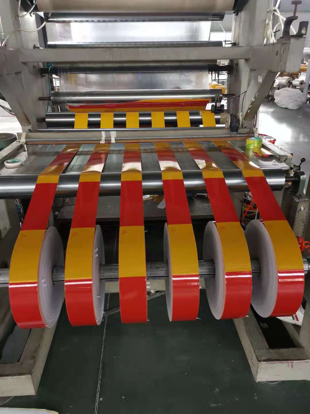 DOT Reflective Tape And ECE Reflective Tape For Heavy-duty Vehicle