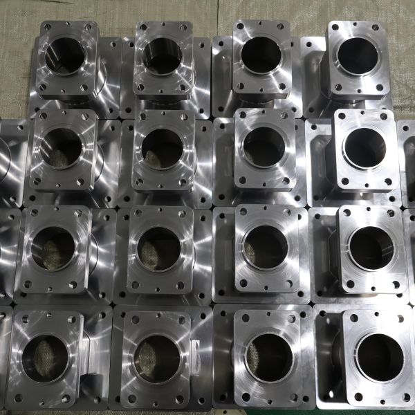 Aluminum OEM Machined Parts Anodized Surface Finish 2000mm X 500mm X 300mm