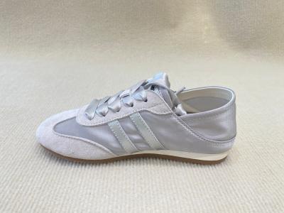 Flat Womens Satin Sneakers OEM Lace Up Running Shoes And Color Bars
