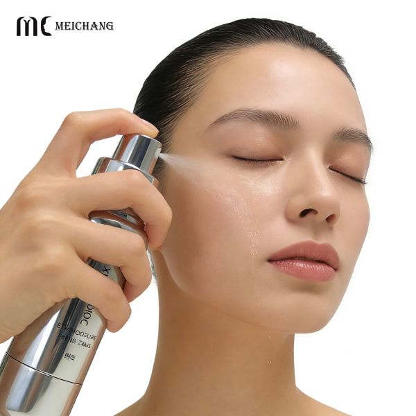 Pill-Shaped Airless Pump Bottle with Medical-Grade Vacuum Preservation and 0.25ml Spray Volume for Skincare Serums