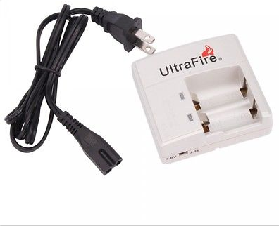 White UltraFire WF-138A LIR123A/16340 / cr123a Li-ion Battery Charger