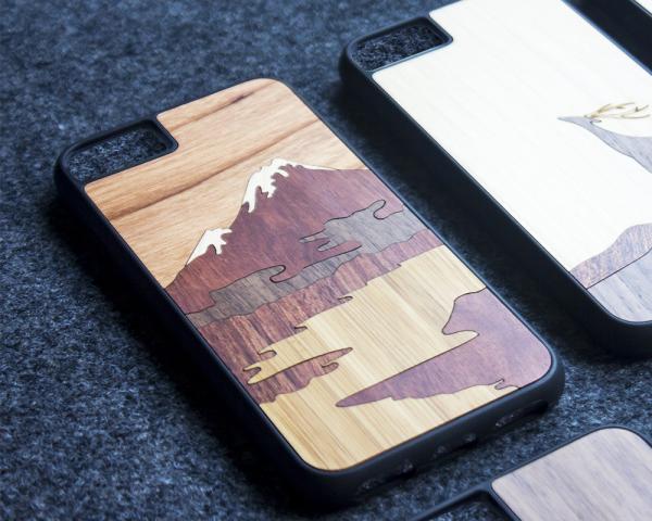 Ultra Slim Luxury Bamboo Wood iPhone Case Laser Personality Pattern OEM Available