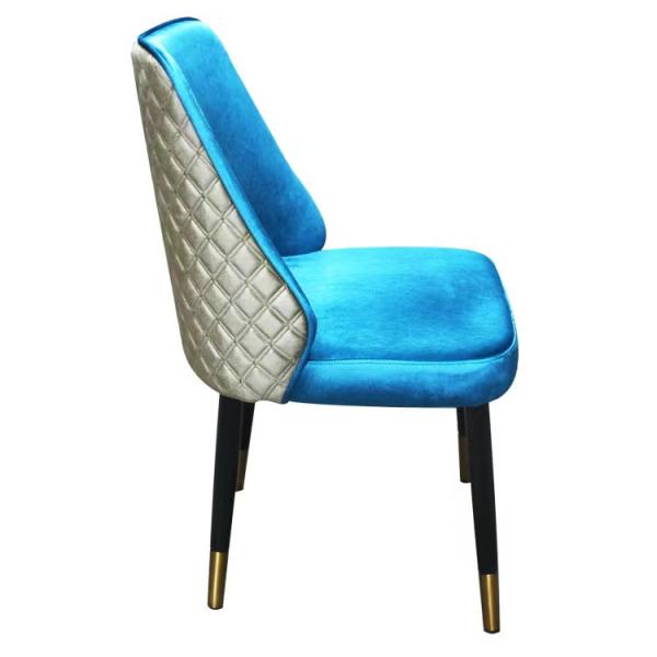 Custom Leather Solo Sofa Chair Four Feet Hotel Restaurant