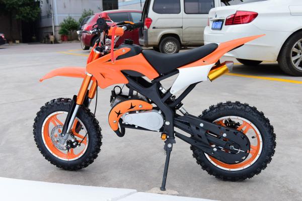 49cc ATV gas:oil=25:1 ,2-stroke,single cylinder.air-cooled.pull start,good quality