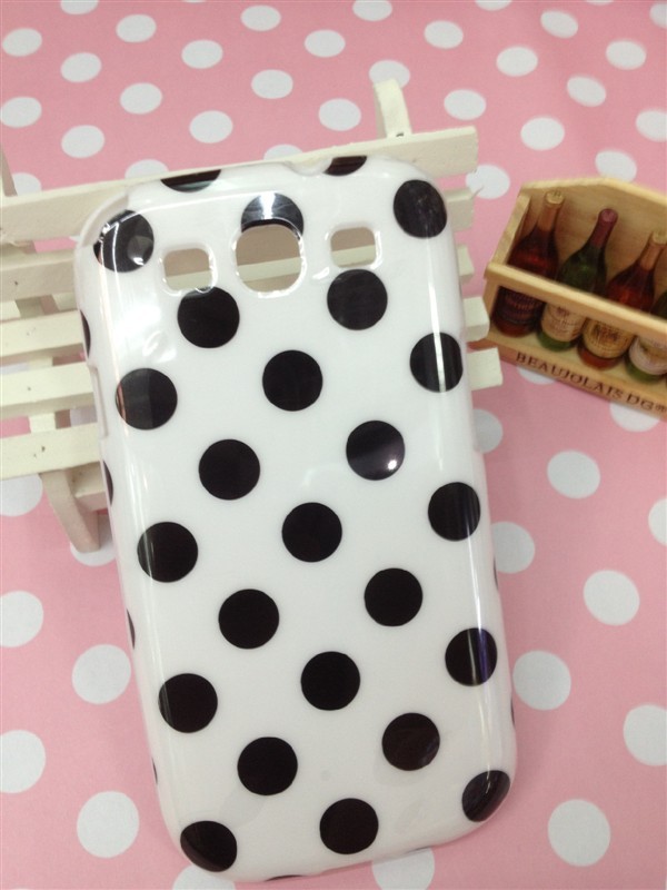Polka Dot Samsung Galaxy S3 Hard Shell Case With Beautiful Colors