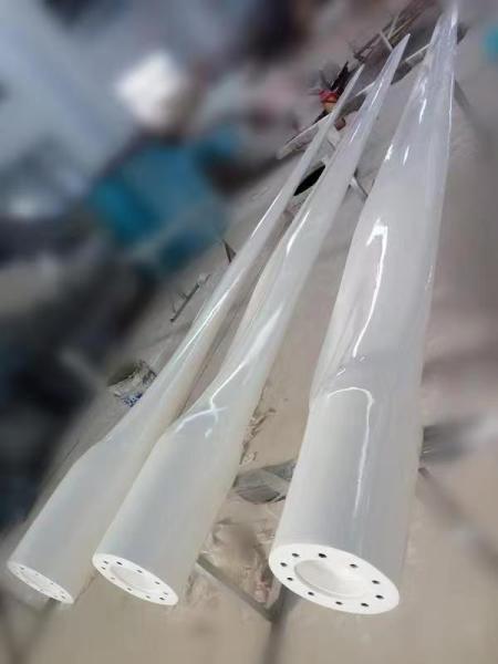 500 Kilograms FRP Wind Turbine Blades Twisted Blade Type Made of Fiber Reinforced Plastic