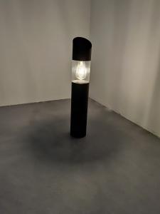 Built In Sensor 610cm Solar Yard Post Light Aluminum Made Black Finish IP65