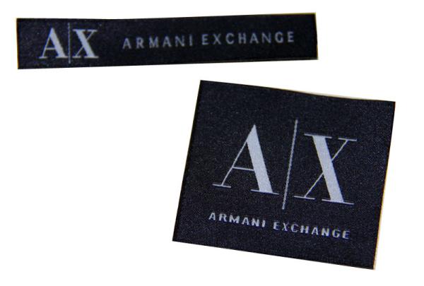 Custom Made Blue Embroidered Cotton Woven Labels For Clothing / Hats / Gloves