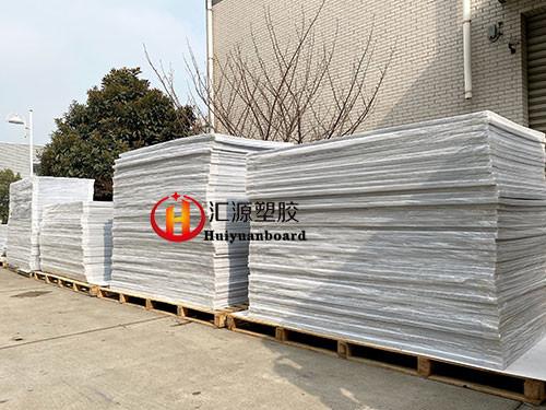 Corona Treated White Corflute Sheets