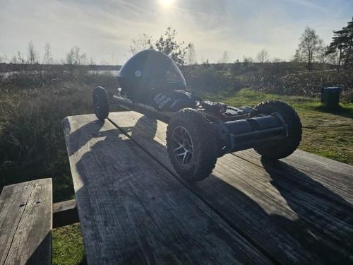 Electric skateboard helmet15 years factory for electric scooter helmet fiber glass material super light
