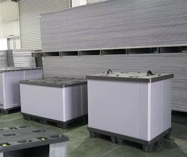 400kg Capacity Plastic Pallet Crate Customized Plastic Bulk Boxes Corrosion Resistant