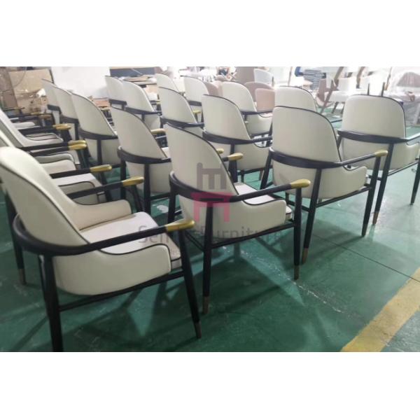 Modern Hotel Restaurant Chairs , Matte Varnish Dining Room Chairs With Arms