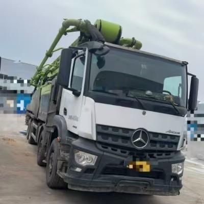 Camion à pompe à béton d'occasion original 2020 Zoomlion 63m avec châssis Benz