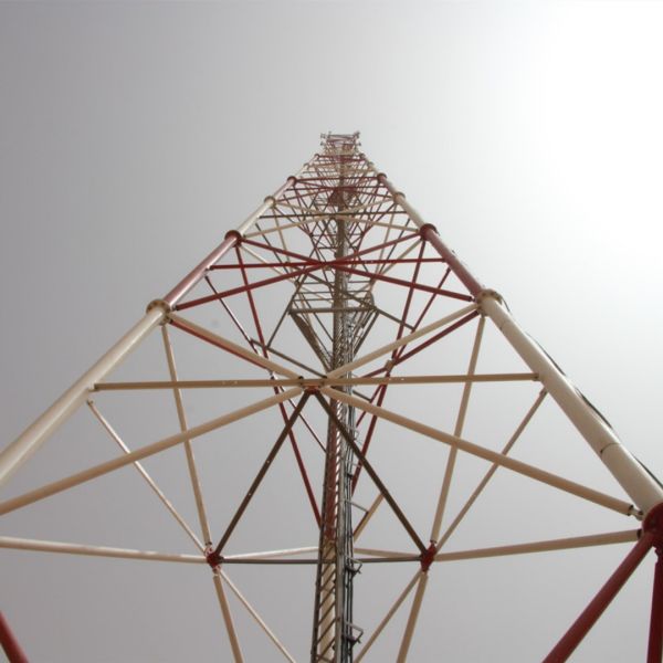 3 Legged Tubular IP67 Waterproof Galvanized Steel Telecommunication Tower For Offshore Marine Environment