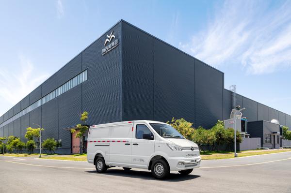 New Energy Vehicle Electric Minivans Long Mileage Electric Delivery Vehicles Large Space
