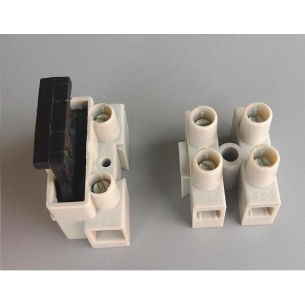 Блок взрывателя поляка 250V 6.3A 5x20 стержня 3 соединения провода FT06 540-3P 450V 15A терминальный