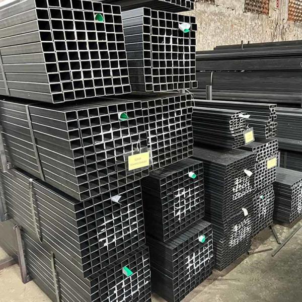 Q345 Q355 4340 4130 Carbon Steel Pipe 40 X 40mm Carbon Square Steel Pipe