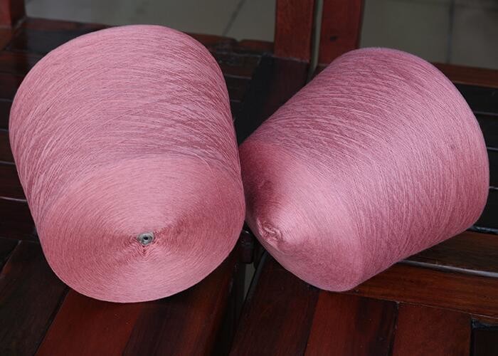 Compact Dyed Weaving Cotton Yarn On Cone , 32S 40S 100 Percent Cotton Yarn For Knitting