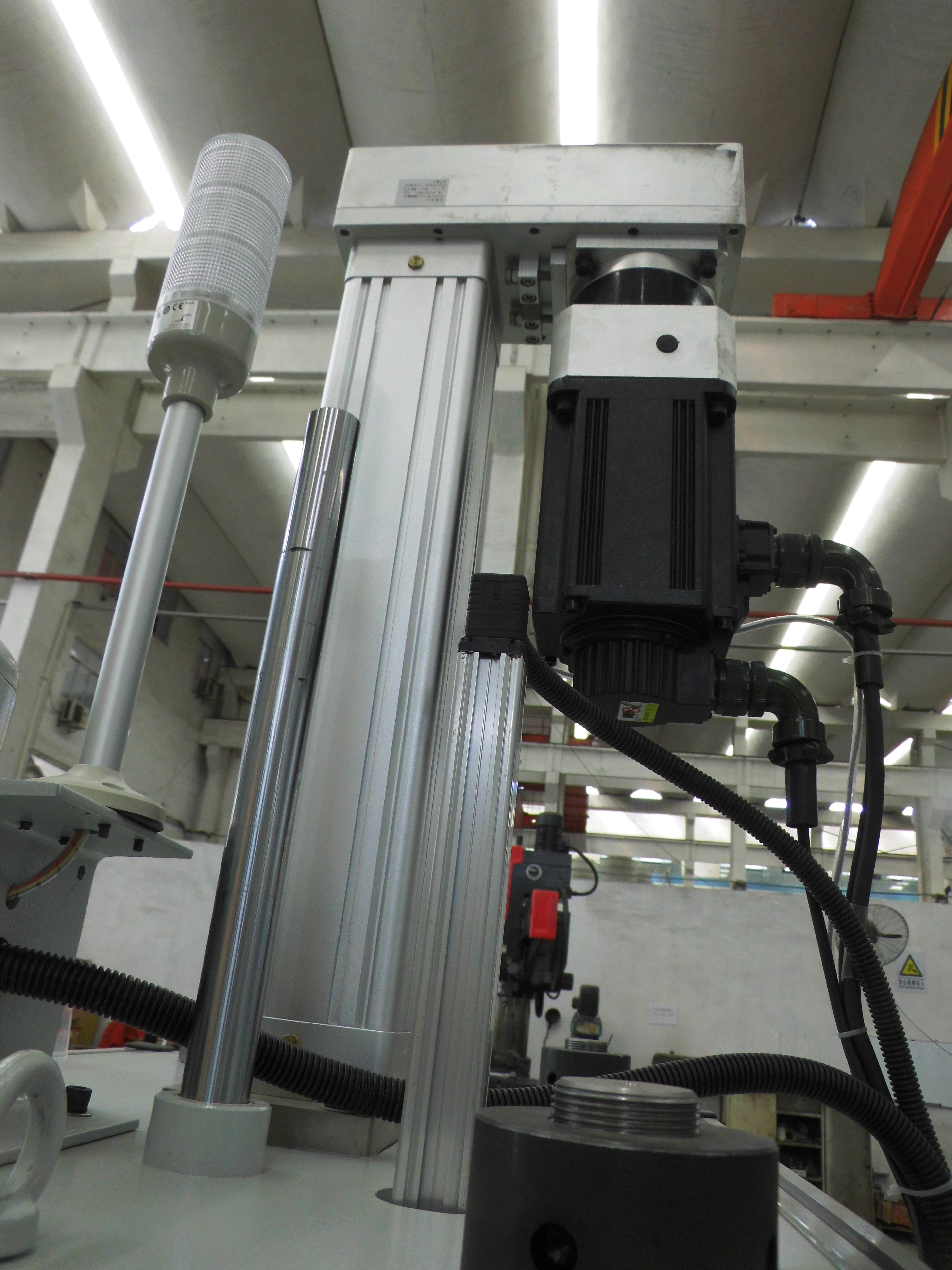 Автомобильная промышленность точности CNC 0.01mm прессы электрического пунша собрания