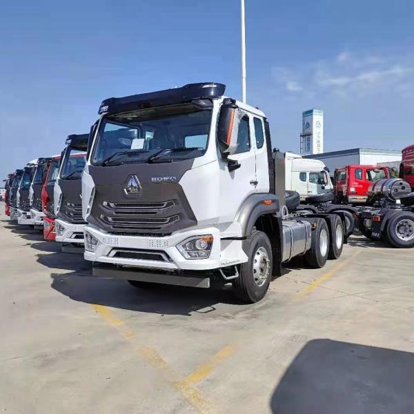 SINOTRUK HOWO HOHAN 6x4 371HP right hand drive sino truck used trailer truck tractor head tractors trucks