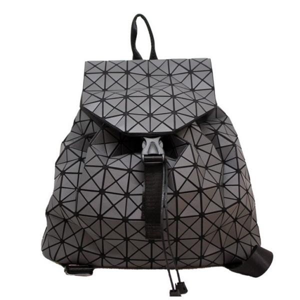 2016 European and American women new fashion diamond geometric triangle backpack