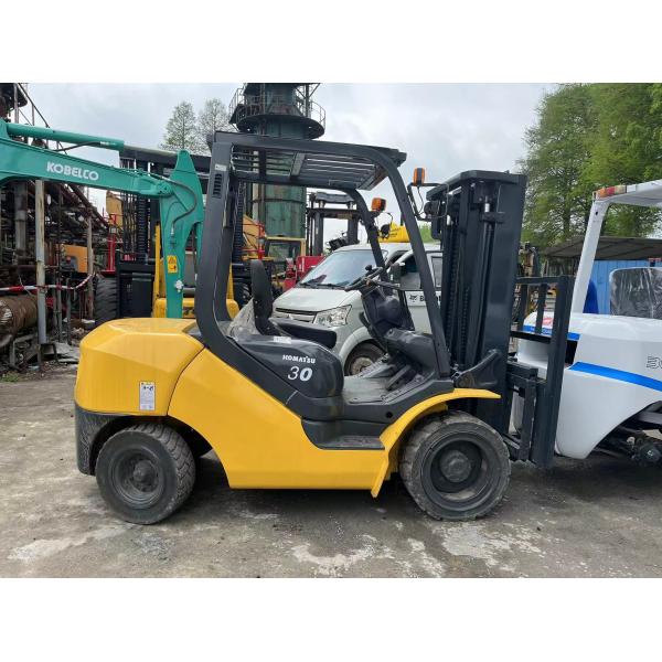 3000 KG Komatsu 3T Forklift in Good Condition with Low Working Hours